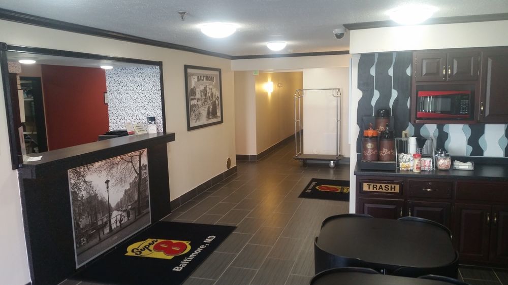 Super 8 By Wyndham Baltimore/Essex Area Esterno foto
